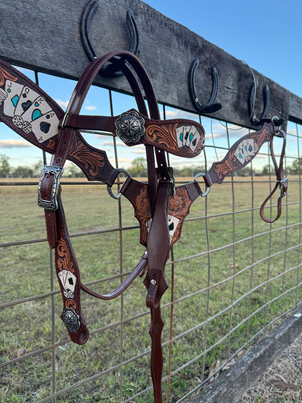 Custom tack set